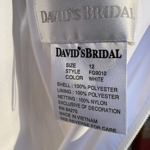 EUC- David's Bridal Flower Girl Dress Size 12 - Picture 10 of 14